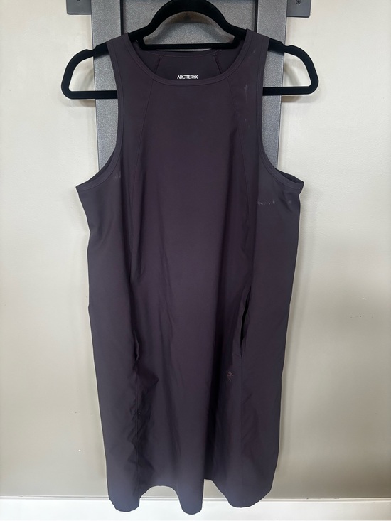 Arc'teryx Dresses & Skirts - Arc’teryx Contenta Dress Women’s Medium Black Travel Hiking Performance Dress